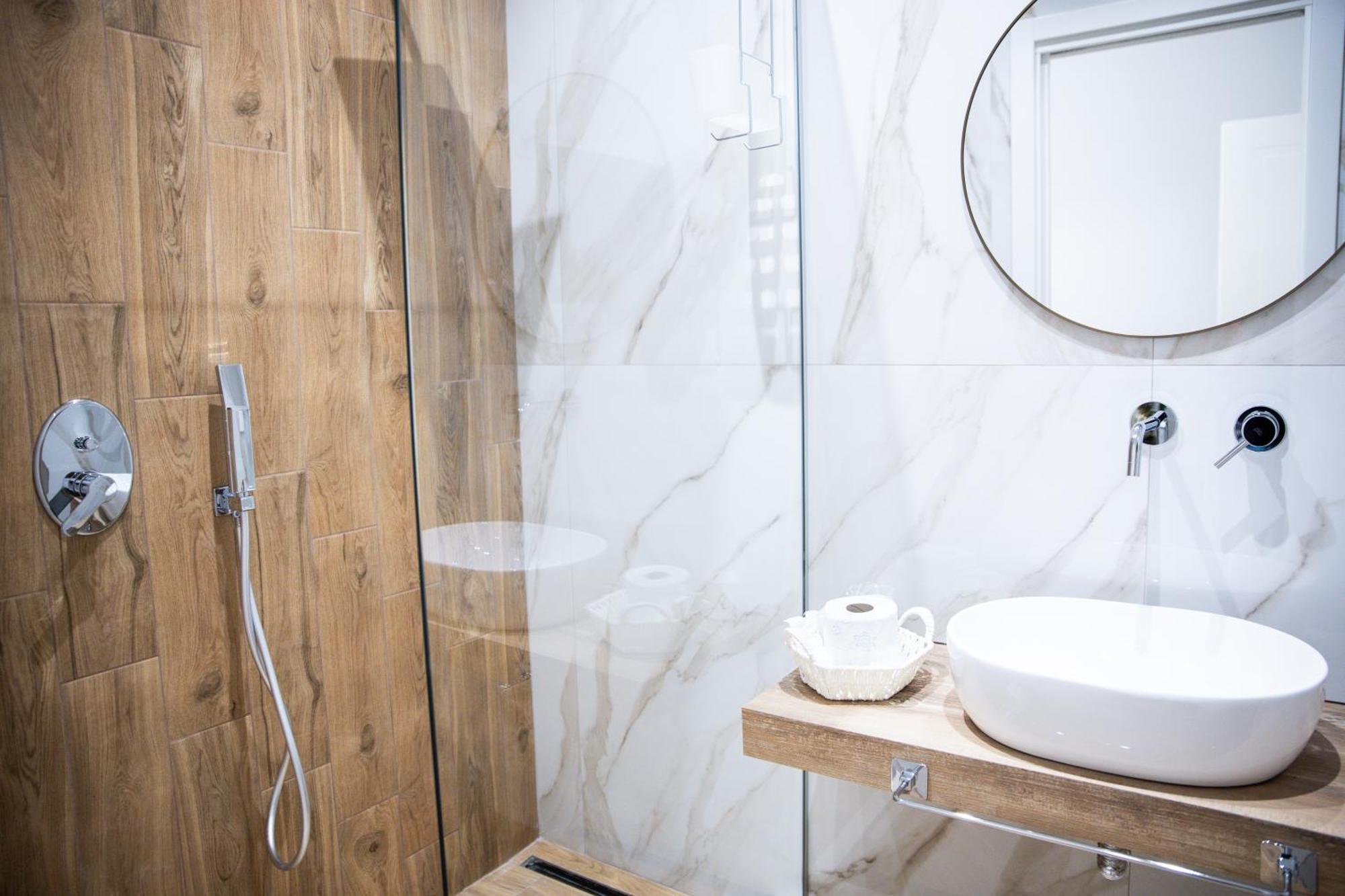 Dimora Diaz B&B Napoli Bagian luar foto
