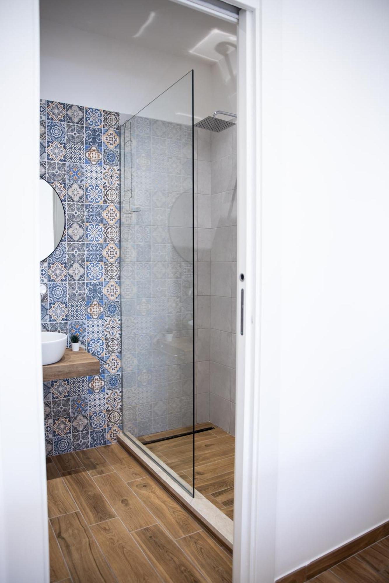 Dimora Diaz B&B Napoli Bagian luar foto