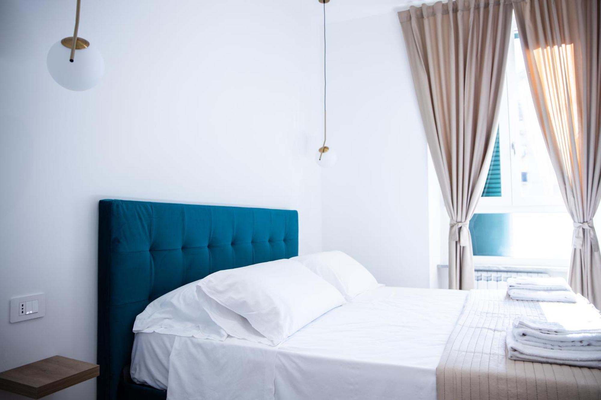 Dimora Diaz B&B Napoli Bagian luar foto
